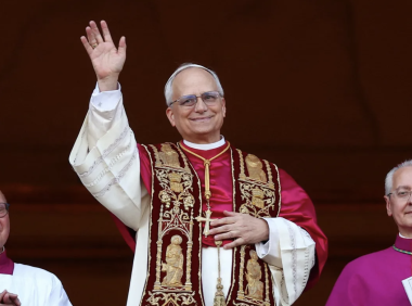 从数学学士到全球天主教领袖！首位美国籍教皇竟是费城近郊维拉诺瓦大学校友！